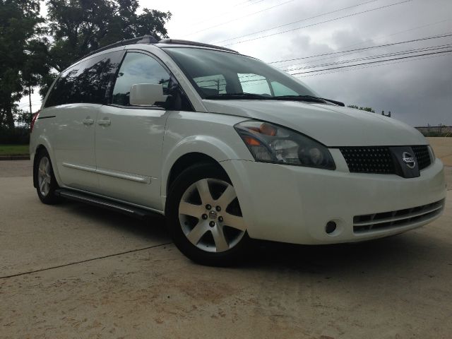 2004 Nissan Quest LE