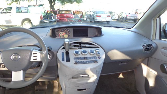 2004 Nissan Quest ST Pickup 4D 5 1/2 Ft