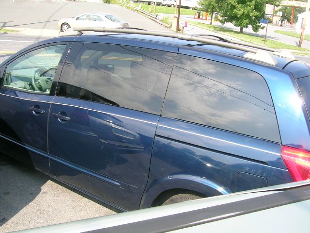 2004 Nissan Quest LE