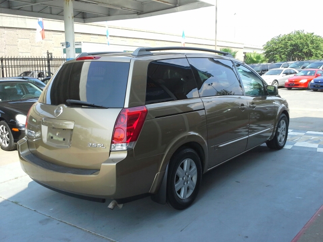 2004 Nissan Quest ST Pickup 4D 5 1/2 Ft