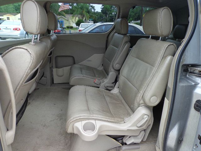 2004 Nissan Quest LE