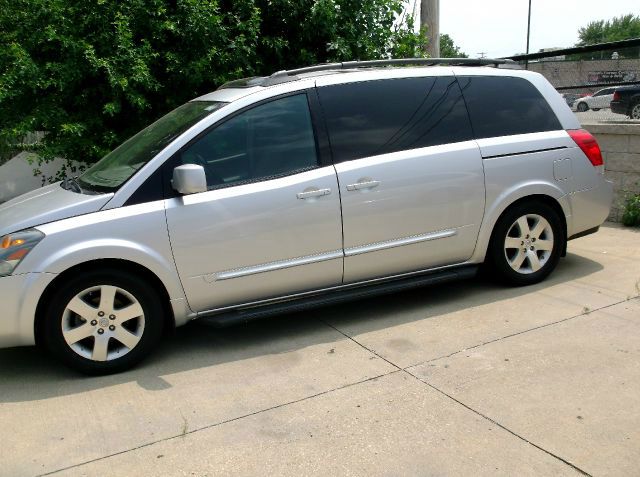 2004 Nissan Quest LE