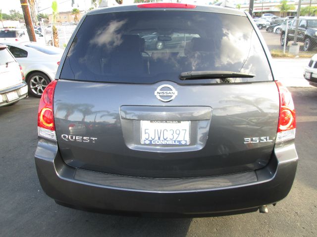 2004 Nissan Quest LE