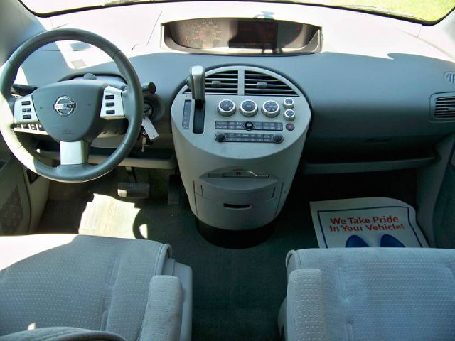 2004 Nissan Quest ST Pickup 4D 5 1/2 Ft