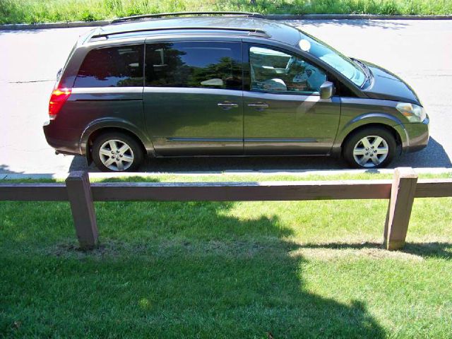 2004 Nissan Quest ST Pickup 4D 5 1/2 Ft