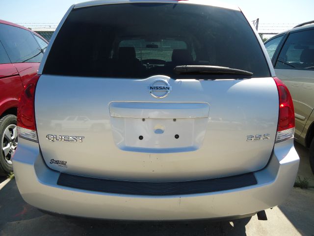 2004 Nissan Quest Supercab 139 XLT 4WD