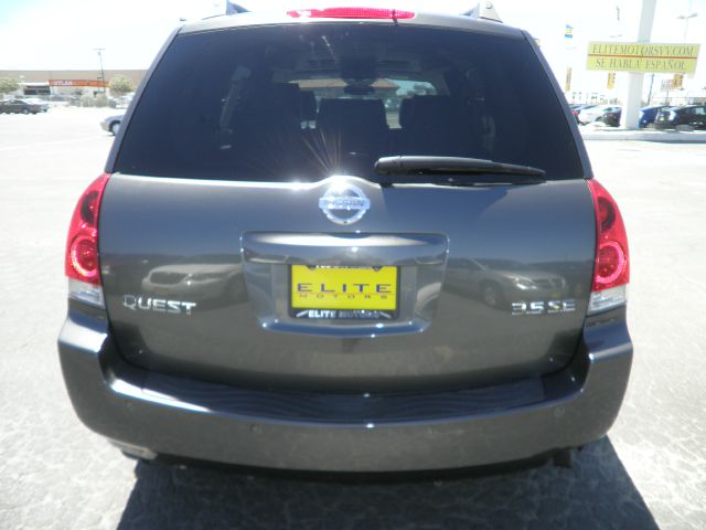 2004 Nissan Quest LE