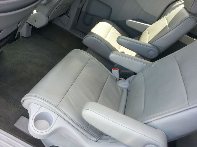 2004 Nissan Quest LE