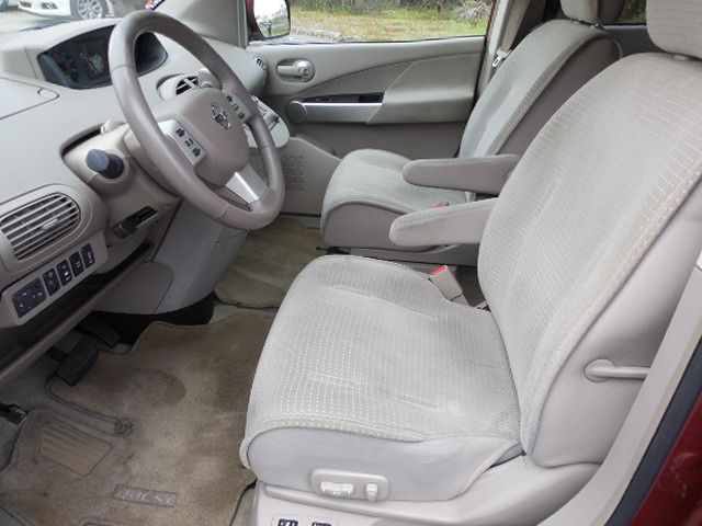 2004 Nissan Quest ST Pickup 4D 5 1/2 Ft