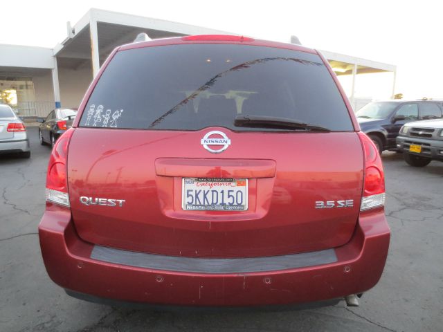 2004 Nissan Quest LE