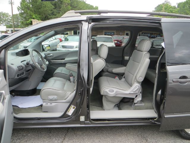 2005 Nissan Quest ST Pickup 4D 5 1/2 Ft