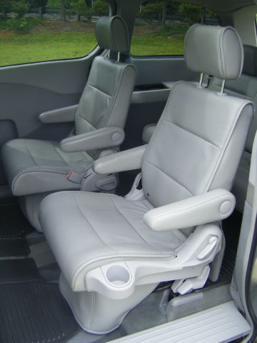 2005 Nissan Quest LE