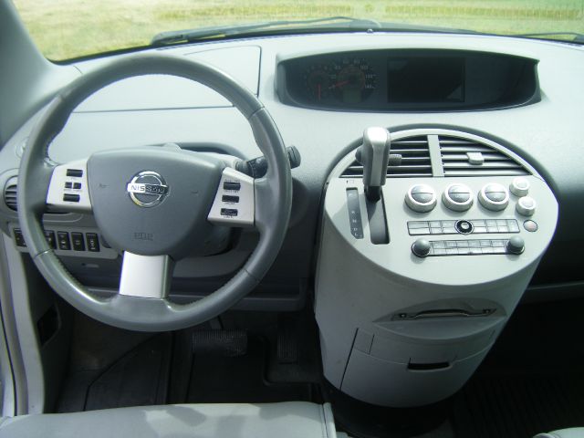 2005 Nissan Quest LE