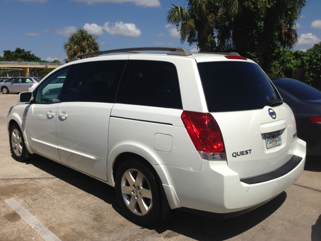 2005 Nissan Quest LE