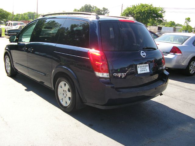 2005 Nissan Quest LE