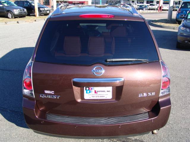 2007 Nissan Quest SE