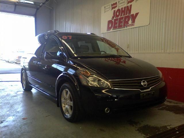 2007 Nissan Quest LS Mini Van