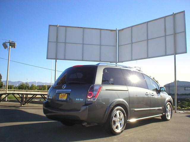 2007 Nissan Quest LE