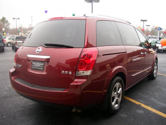 2007 Nissan Quest XR