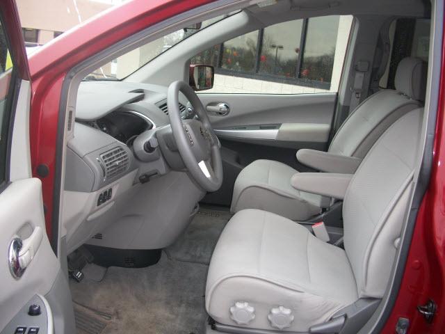 2007 Nissan Quest XR