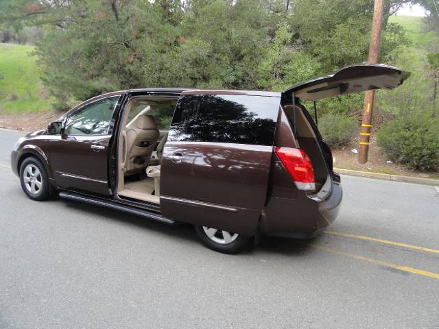 2007 Nissan Quest XR