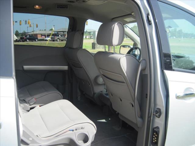 2009 Nissan Quest XR