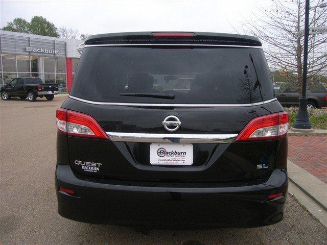 2011 Nissan Quest LS S