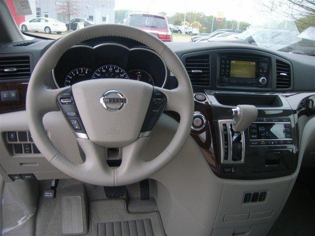 2011 Nissan Quest LS S