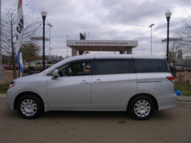 2011 Nissan Quest XR