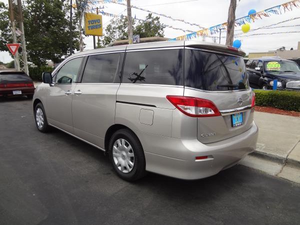 2012 Nissan Quest Unknown