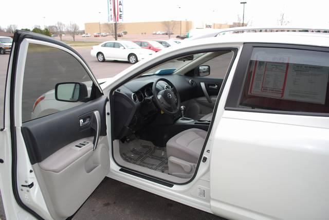 2008 Nissan Rogue LS S