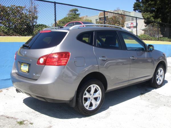 2008 Nissan Rogue 4dr 1500 4WD LTZ