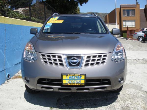 2008 Nissan Rogue 4dr 1500 4WD LTZ