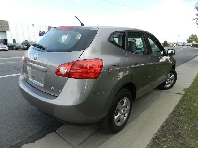 2009 Nissan Rogue Lariat Crew Cab 4WD DRW