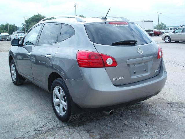 2010 Nissan Rogue 2.5S ONE Owner