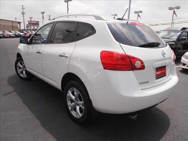 2010 Nissan Rogue Unknown