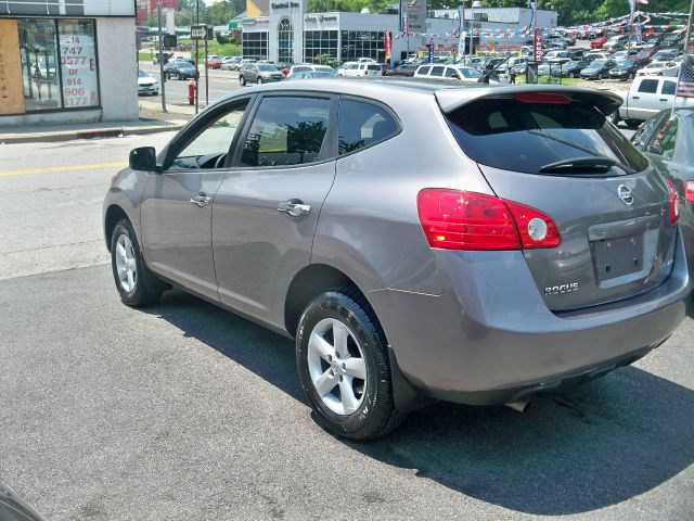 2010 Nissan Rogue Lariat Crew Cab 4WD DRW