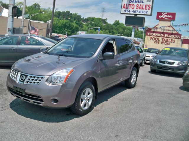 2010 Nissan Rogue Lariat Crew Cab 4WD DRW