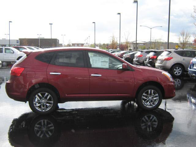 2010 Nissan Rogue XR