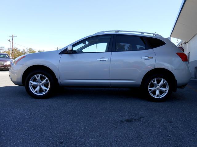 2010 Nissan Rogue LS S