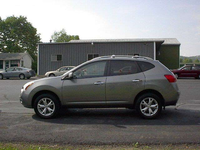 2010 Nissan Rogue LS S