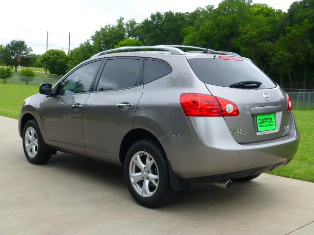 2010 Nissan Rogue Luxury Edition PKG