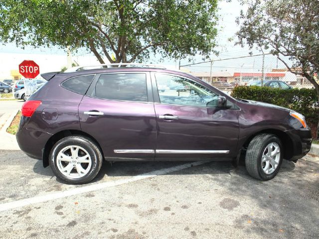 2010 Nissan Rogue Touring / AWD