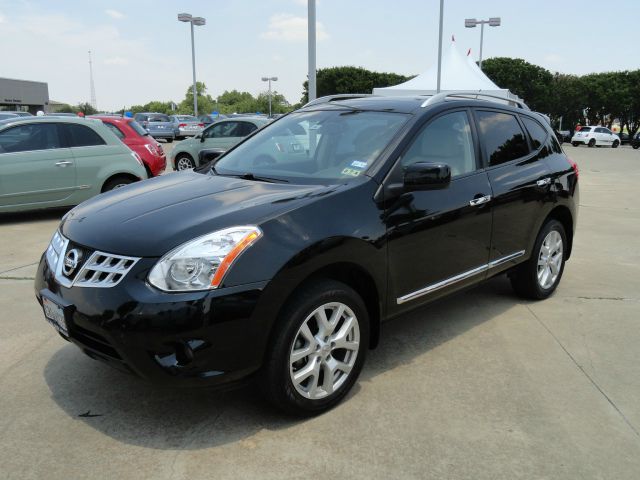 2011 Nissan Rogue LS S