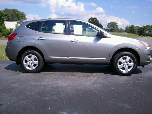 2011 Nissan Rogue XR