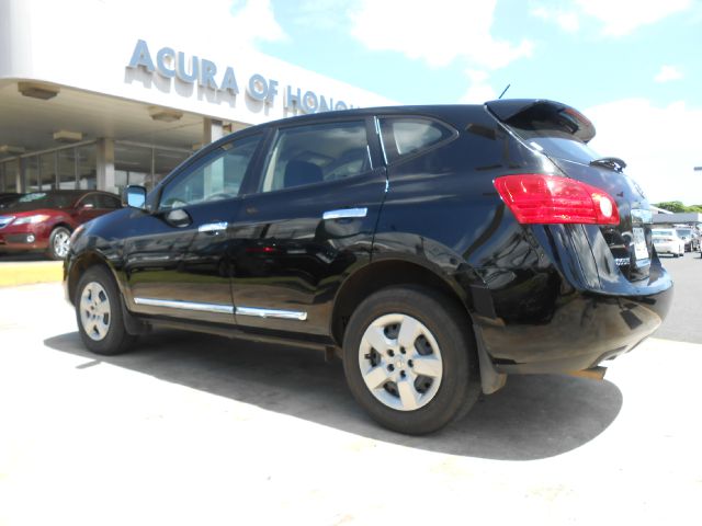 2011 Nissan Rogue Touring / AWD