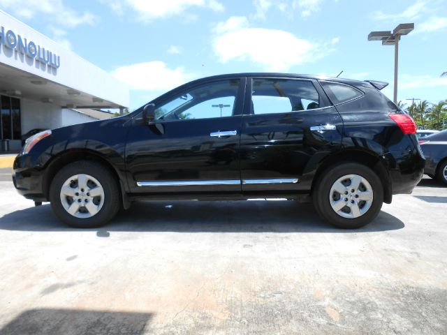 2011 Nissan Rogue Touring / AWD