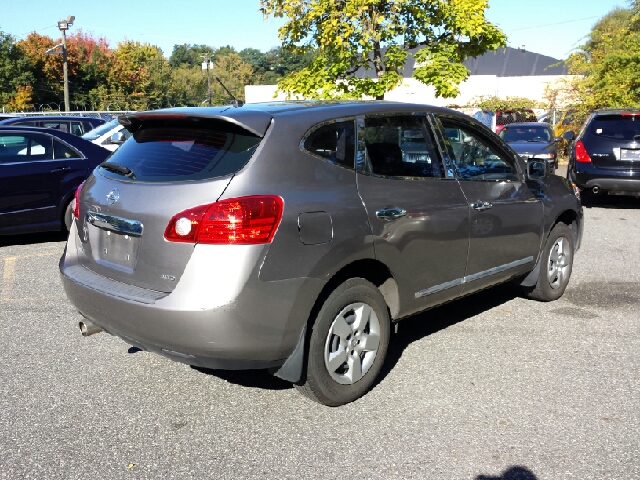 2011 Nissan Rogue Lariat Crew Cab 4WD DRW