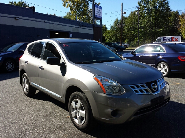 2011 Nissan Rogue Lariat Crew Cab 4WD DRW