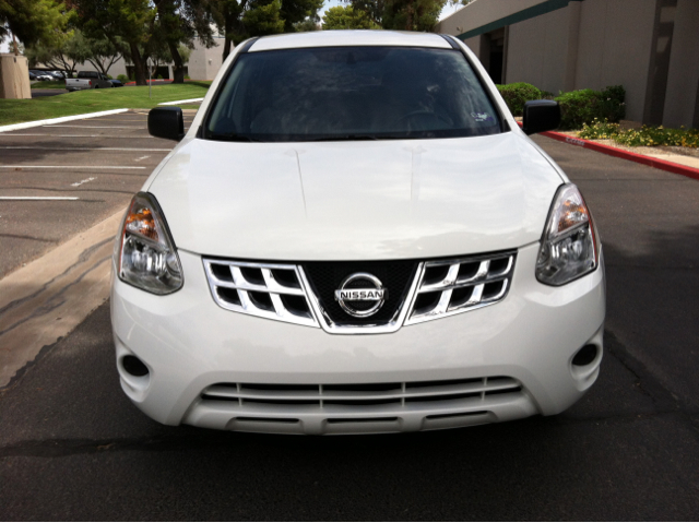 2011 Nissan Rogue Touring / AWD